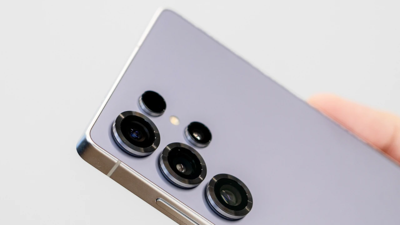 Rò rỉ ngày phát hành phiên bản chính thức của One UI 8