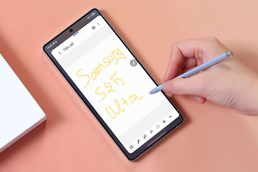 S Pen là món phụ kiện mang tính biểu tượng cho các mẫu điện thoại cao cấp của Samsung