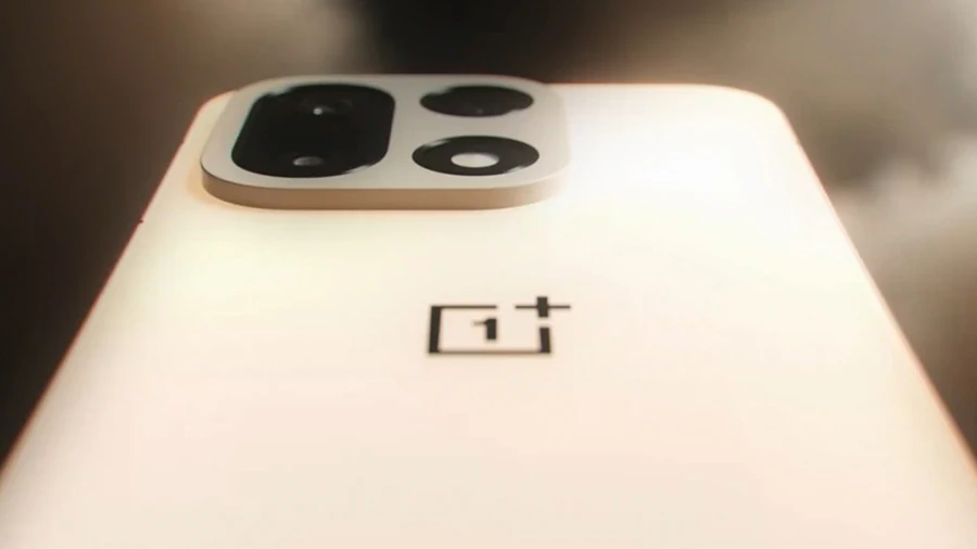 OnePlus 15 sẽ có viên pin khủng 7.300mAh